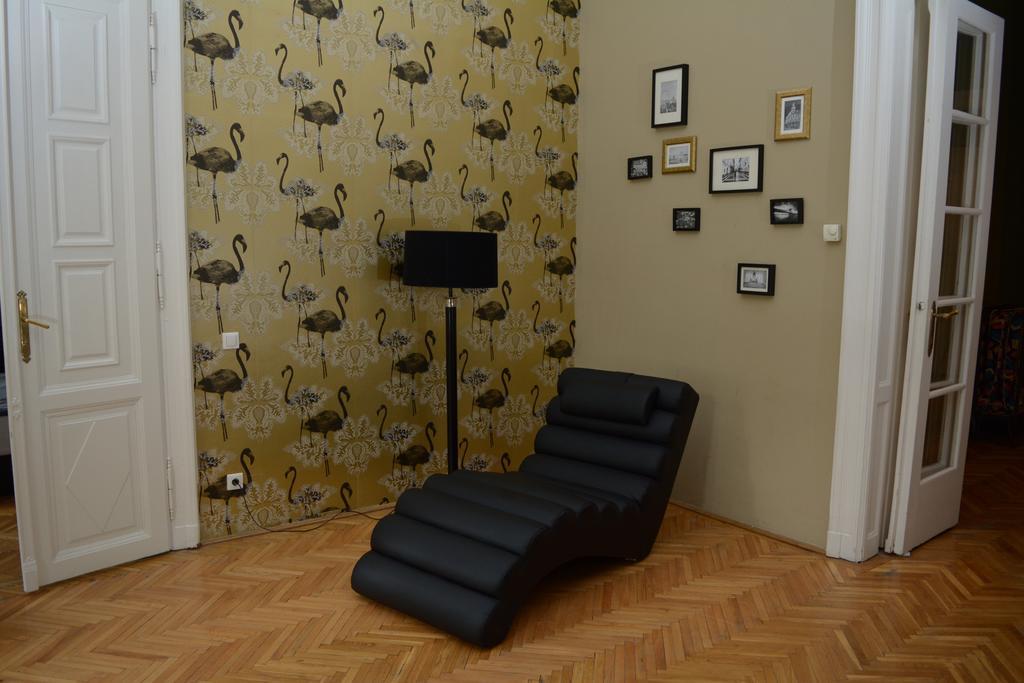 International Apartments Budapeste Quarto foto